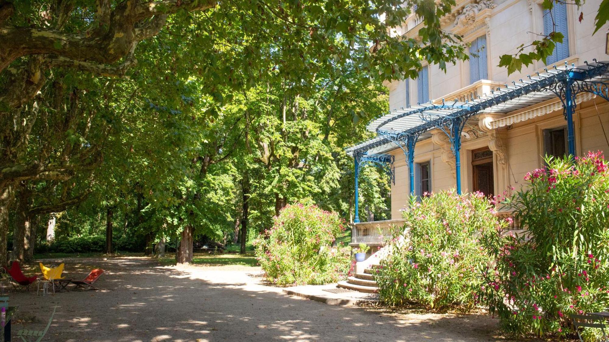 Hotel-Musee Villa Bagatelle Irigny Exterior foto
